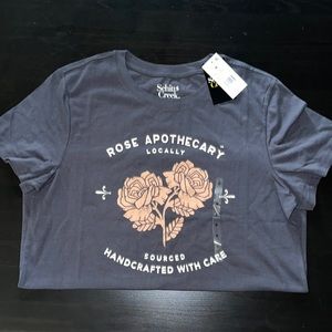 Grey Schitt$ Creek Rose Apothecary T-shirt (M)